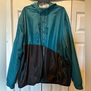 Men’s Russell lightweight jacket size 3XL.